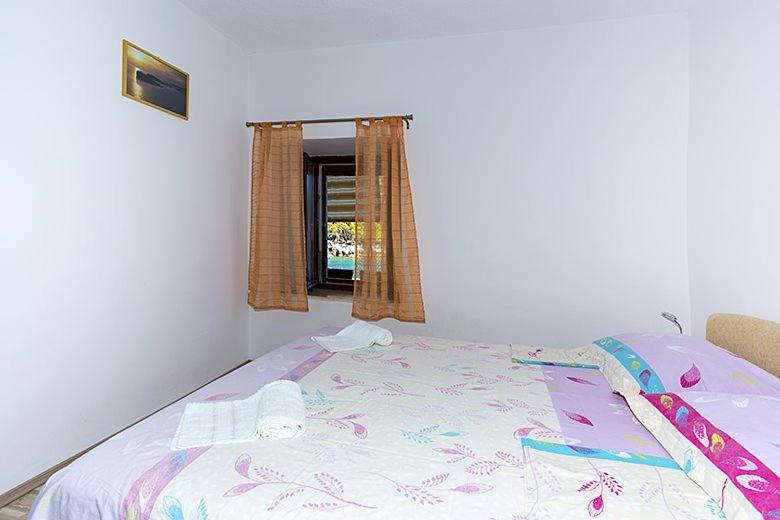 Robinson Medvidna Hvar Apartment *